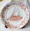 Round plate with seascape